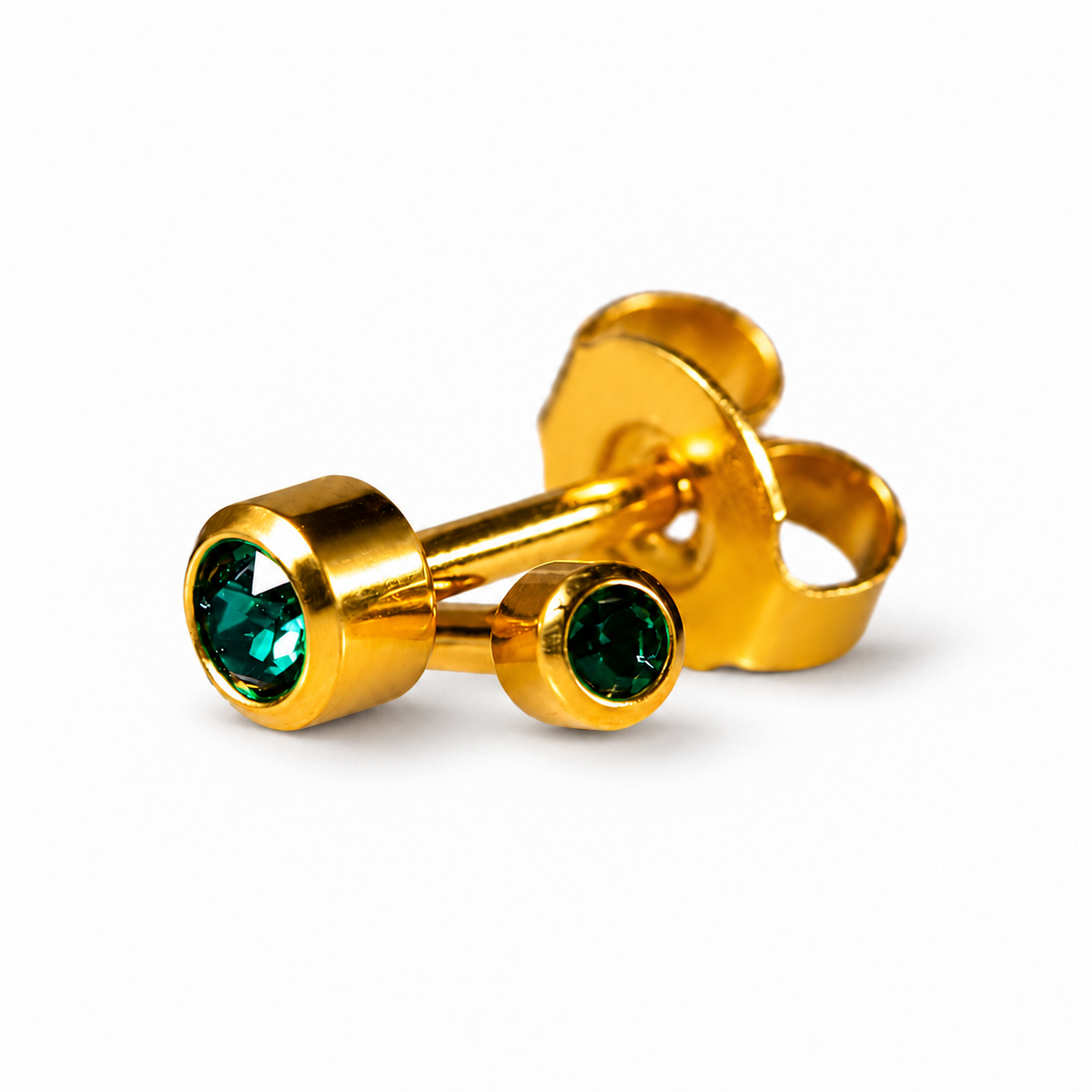Caflon Mini Emerald 3mm stud earrings with green stone, gold plated